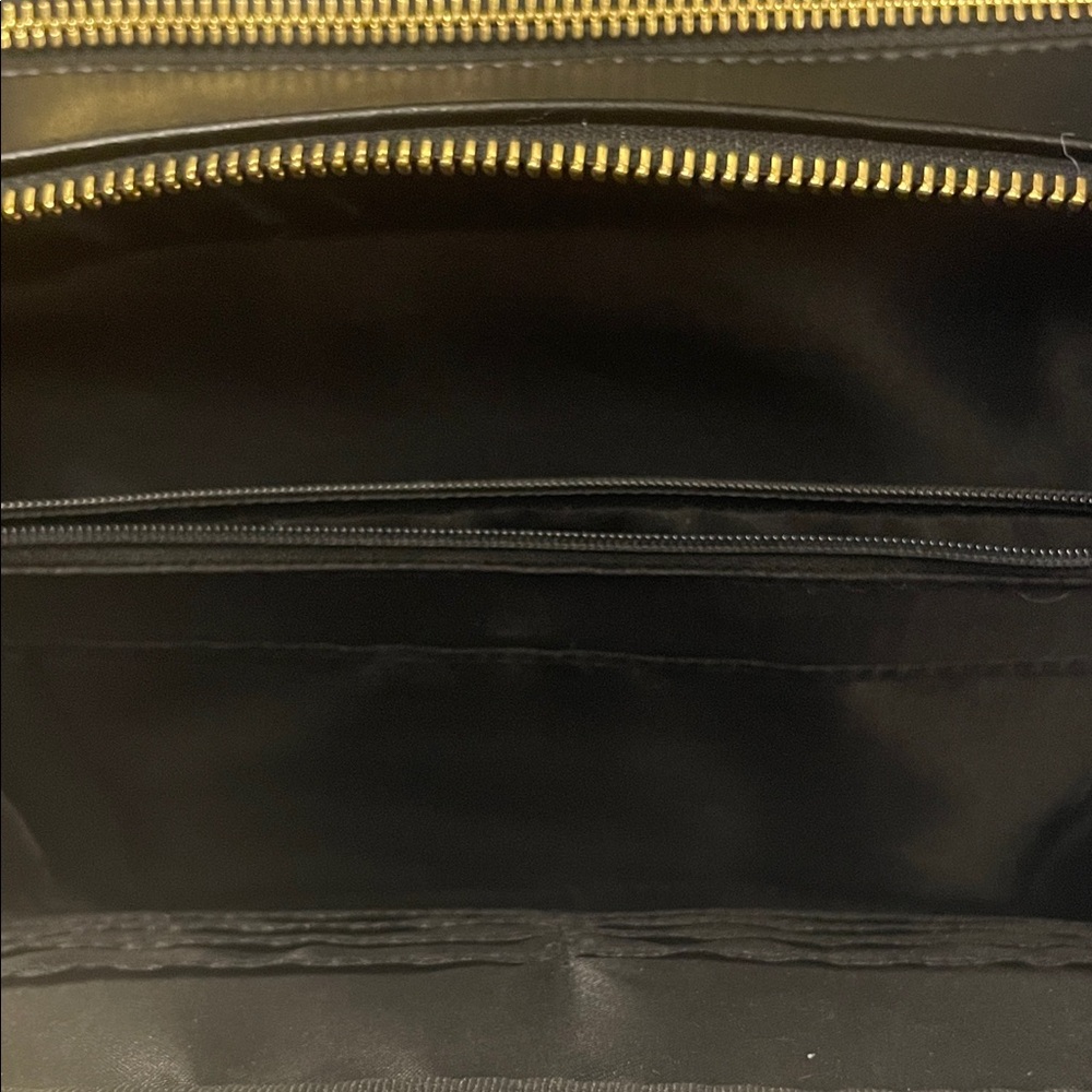 Elegant Black Crossbody Bag with Gold Accents - Picture 9 of 11
